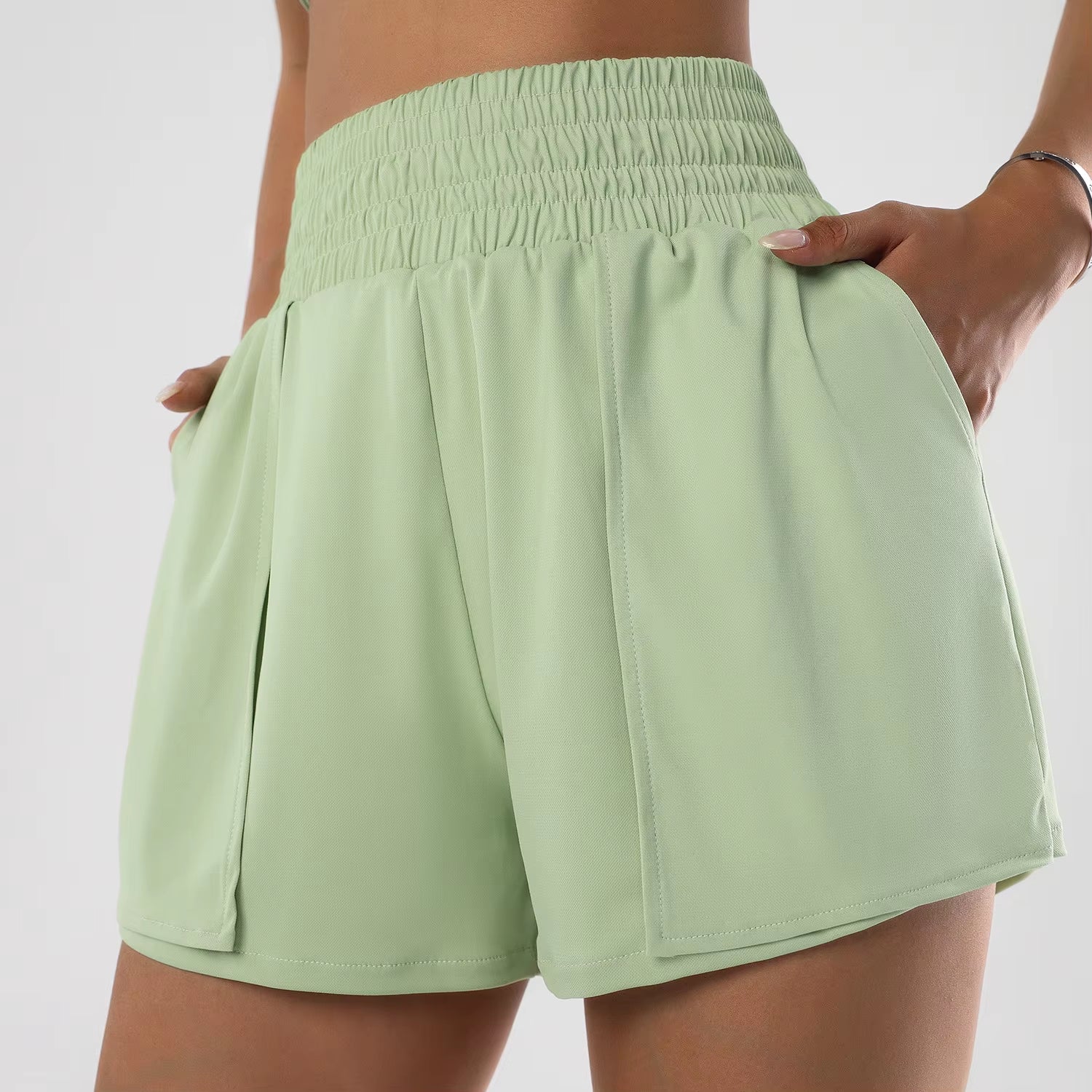 Spandex Sports Shorts with Phone Pockets Loose Yoga Shorts Women Clothing High Waist Gym Shorts Athletic Workout Leggings Woman
